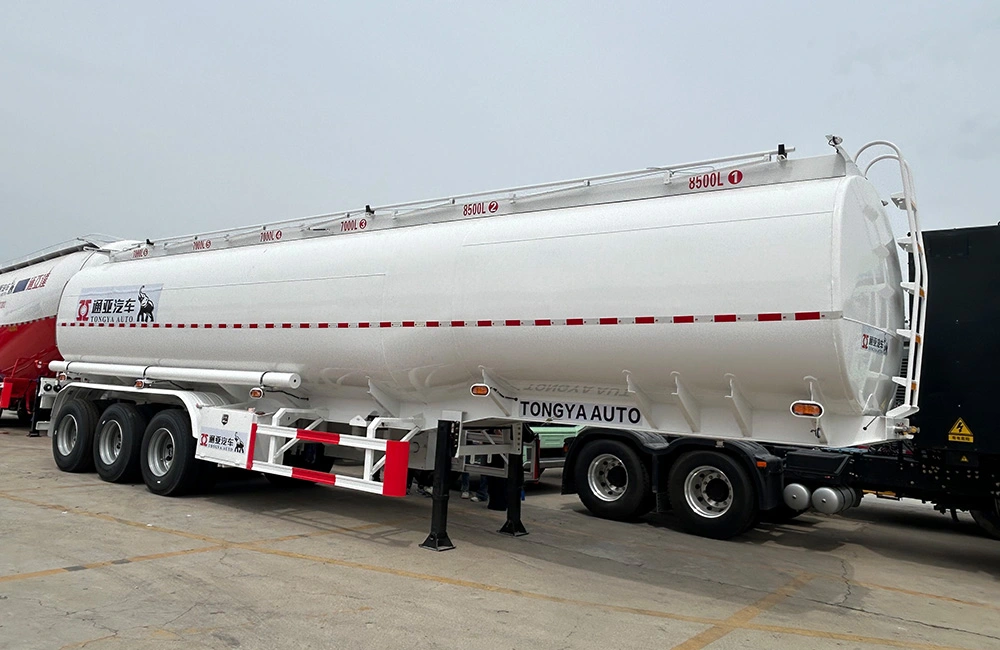 3 Axle Oil Tanker Semi Trailer til sölu